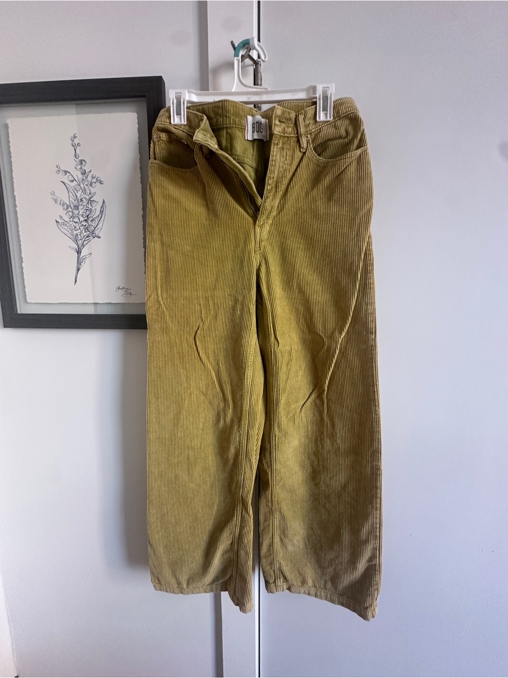 BDG Wide-Leg Corduroy Jeans in Olive